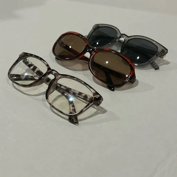 Lot of 3 Stylish Fashion Sunglasses/ Black, Brown, and Tan Sunglasses Trio - Picture 4 of 5